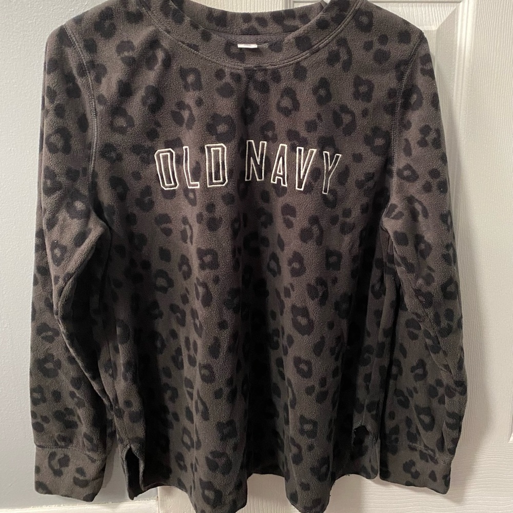 Women sweaters of different brands.